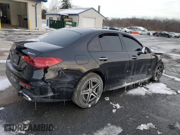 ✅ 2023 Mercedes-Benz C 300 • VIN: W1KAF4HB0PR152159 • Lot: 87599845. Wystawiony na Copart z przebiegiem Nie podano. Bezpłatny archiwum sprzedaży aukcyjnych z USA i szczegółowy raport historii pojazdu na DreamBid. Zdjęcie 3.