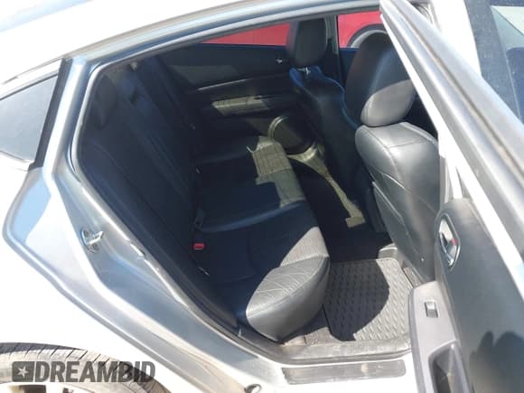 ✅ 2009 Mazda 6 i Touring • VIN: 1YVHP82A795M31562 • Lot: 41970484. Listed on IAAI with 128,724 mi. Free auction sales archive from the USA and detailed vehicle history report at DreamBid. Image 8.