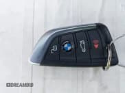 ✅ 2024 BMW 3 Series M340i xDrive • VIN: 3MW49FF07R8E15852 • Lot: 43756469. Wystawiony na IAAI z przebiegiem 28 239 mil. Bezpłatny archiwum sprzedaży aukcyjnych z USA i szczegółowy raport historii pojazdu na DreamBid. Zdjęcie 11.