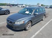 ✅ 2010 Volvo V50 • VIN: YV1390MW3A2527032 • Лот: 42801610. Опубликован ранее на IAAI с пробегом 167 568 миль. Бесплатный доступ к архиву аукционных продаж из США и подробный отчёт об истории автомобиля на DreamBid. Изображение 2.