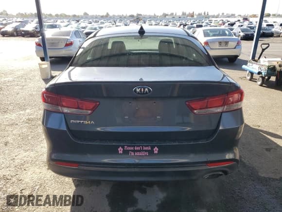 ✅ 2017 Kia Optima LX • VIN: 5XXGT4L30HG173935 • Lot: 91469775. Wystawiony na Copart z przebiegiem 136 952 mil. Bezpłatny archiwum sprzedaży aukcyjnych z USA i szczegółowy raport historii pojazdu na DreamBid. Zdjęcie 6.