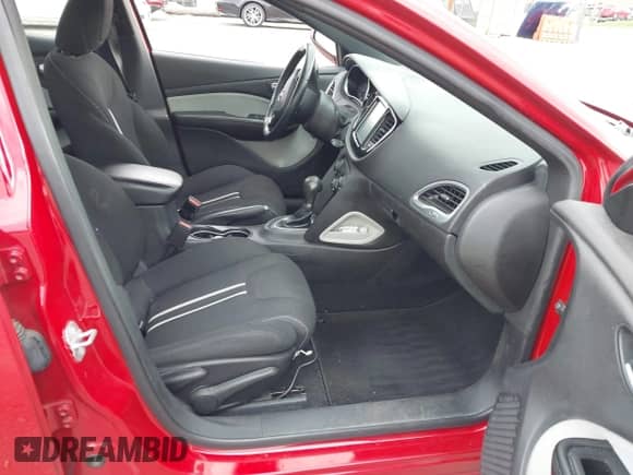 2013 Dodge Dart SXT z VIN 1C3CDFBA0DD204245, wystawiony jako IAAI lot #43514360 z przebiegiem 110 128 mil mil oraz . Historia ofert i sprzedaży dostępna na DreamBid. Obrazek 5.