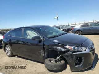 2020 Hyundai Ioniq Blue с VIN KMHC65LC5LU227627, выставлен на аукционе Copart как лот 70882974 с пробегом 130 597 миль миль и Списание • Salvage title. История ставок и продаж доступна на DreamBid. Изображение 4.