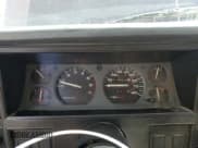 ✅ 1991 Jeep Cherokee • VIN: 1J4FJ88S0ML569019 • Lot: 85327315. Wystawiony na Copart z przebiegiem 189 038 mil. Bezpłatny archiwum sprzedaży aukcyjnych z USA i szczegółowy raport historii pojazdu na DreamBid. Zdjęcie 9.