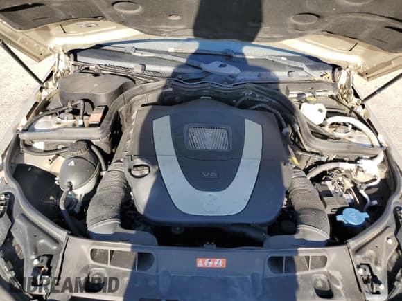 ✅ 2012 Mercedes-Benz C 300 Sport • VIN: WDDGF8BB0CR201574 • Lot: 89483425. Listed on Copart with 135,989 mi. Free auction sales archive from the USA and detailed vehicle history report at DreamBid. Image 11.