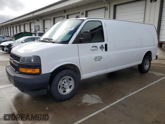 ✅ 2018 Chevrolet Express Cargo • VIN: 1GCWGBFP1J1340565 • Lot: 82257055. Listed on Copart with 228,369 mi. Free auction sales archive from the USA and detailed vehicle history report at DreamBid. Image 1.