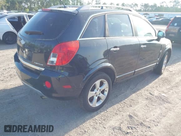 ✅ 2014 Chevrolet Captiva Sport LTZ • VIN: 3GNAL4EKXES631990 • Lot: 42150445. Wystawiony na IAAI z przebiegiem 171 628 mil. Bezpłatny archiwum sprzedaży aukcyjnych z USA i szczegółowy raport historii pojazdu na DreamBid. Zdjęcie 4.