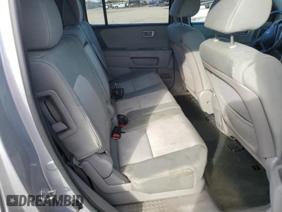 ✅ 2015 Honda Pilot LX • VIN: 5FNYF4H27FB021940 • Lot: 91268345. Wystawiony na Copart z przebiegiem 131 567 mil. Bezpłatny archiwum sprzedaży aukcyjnych z USA i szczegółowy raport historii pojazdu na DreamBid. Zdjęcie 11.