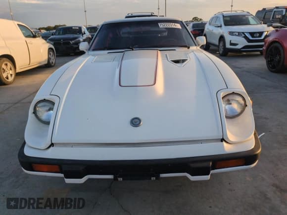 ✅ 1983 Datsun 280ZX • VIN: JN1HZ04S2DX564639 • Lot: 75222314. Wystawiony na Copart z przebiegiem 75 925 mil. Bezpłatny archiwum sprzedaży aukcyjnych z USA i szczegółowy raport historii pojazdu na DreamBid. Zdjęcie 5.