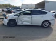 ✅ 2015 Toyota Prius Three • VIN: JTDKN3DU1F1935684 • Лот: 43682447. Опубликован ранее на IAAI с пробегом 106 565 миль. Бесплатный доступ к архиву аукционных продаж из США и подробный отчёт об истории автомобиля на DreamBid. Изображение 14.