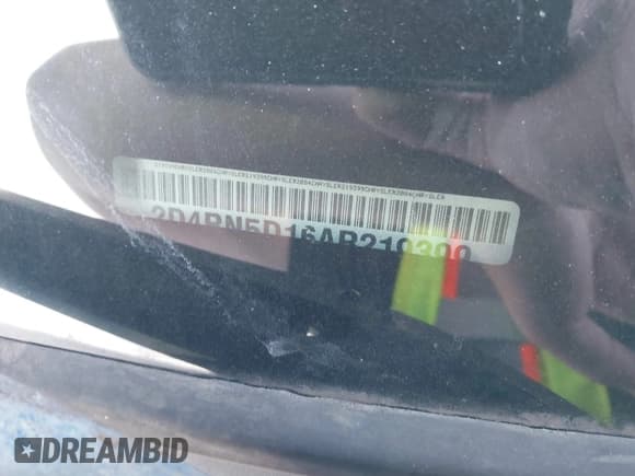 ✅ 2010 Dodge Grand Caravan SXT • VIN: 2D4RN5D16AR219399 • Lot: 43601649. Wystawiony na IAAI z przebiegiem 127 000 mil. Bezpłatny archiwum sprzedaży aukcyjnych z USA i szczegółowy raport historii pojazdu na DreamBid. Zdjęcie 9.