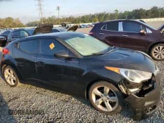 2014 Hyundai Veloster с VIN KMHTC6AD4EU183780, выставлен на аукционе Copart как лот 75121974 с пробегом Не указан миль и Списание • Salvage title. История ставок и продаж доступна на DreamBid. Изображение 4.