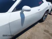 ✅ 2012 Dodge Challenger SXT • VIN: 2C3CDYAG5CH315201 • Lot: 42966307. Wystawiony na IAAI z przebiegiem 107 154 mil. Bezpłatny archiwum sprzedaży aukcyjnych z USA i szczegółowy raport historii pojazdu na DreamBid. Zdjęcie 21.