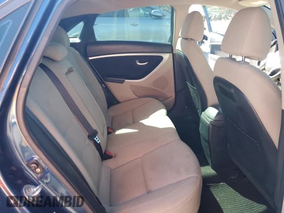 ✅ 2016 Hyundai Elantra • VIN: KMHD35LHXGU293296 • Lot: 82522895. Listed on Copart with 174,545 mi. Free auction sales archive from the USA and detailed vehicle history report at DreamBid. Image 10.