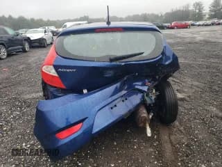 ✅ 2017 Hyundai Accent SE • VIN: KMHCT5AE2HU311117 • Лот: 71591664. Опубликован ранее на Copart с пробегом 82 485 миль. Бесплатный доступ к архиву аукционных продаж из США и подробный отчёт об истории автомобиля на DreamBid. Изображение 6.