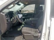 ✅ 2022 Chevrolet Silverado 1500 Custom • VIN: 3GCPWBEK9NG105416 • Лот: 70223615. Опубликован ранее на Copart с пробегом 57 347 миль. Бесплатный доступ к архиву аукционных продаж из США и подробный отчёт об истории автомобиля на DreamBid. Изображение 7.