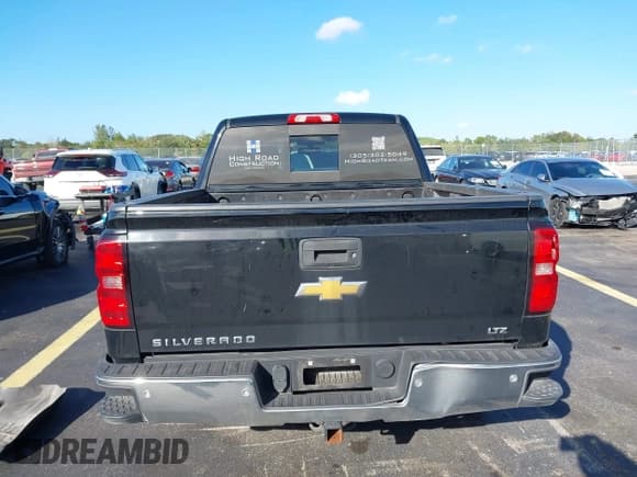 ✅ 2015 Chevrolet Silverado 1500 LTZ • VIN: 3GCUKSEC6FG125082 • Lot: 43537382. Wystawiony na IAAI z przebiegiem 206 405 mil. Bezpłatny archiwum sprzedaży aukcyjnych z USA i szczegółowy raport historii pojazdu na DreamBid. Zdjęcie 16.