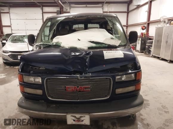 ✅ 2000 GMC Savana Cargo RV Conversion • VIN: 1GDFG15R6Y1272847 • Lot: 41627852. Wystawiony na IAAI z przebiegiem 245 599 mil. Bezpłatny archiwum sprzedaży aukcyjnych z USA i szczegółowy raport historii pojazdu na DreamBid. Zdjęcie 6.