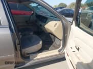 ✅ 2007 Ford Police Interceptor • VIN: 2FAFP71W27X124564 • Lot: 43408898. Wystawiony na IAAI z przebiegiem 177 526 mil. Bezpłatny archiwum sprzedaży aukcyjnych z USA i szczegółowy raport historii pojazdu na DreamBid. Zdjęcie 5.