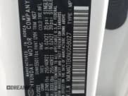 ✅ 2022 Genesis GV70 2.5T • VIN: KMUMADTB0NU058027 • Lot: 53203315. Wystawiony na Copart z przebiegiem 45 903 mil. Bezpłatny archiwum sprzedaży aukcyjnych z USA i szczegółowy raport historii pojazdu na DreamBid. Zdjęcie 13.