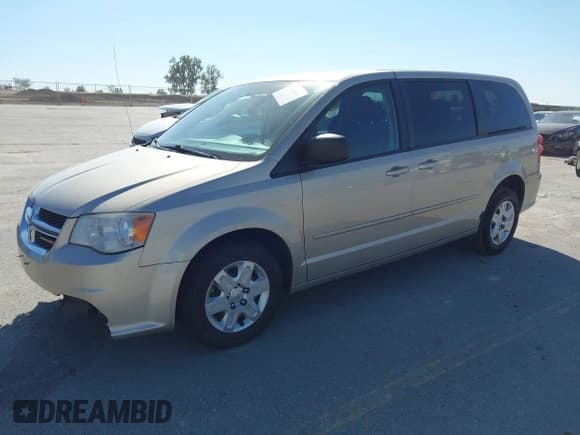 ✅ 2013 Dodge Grand Caravan SE • VIN: 2C4RDGBG3DR613398 • Lot: 43418804. Wystawiony na IAAI z przebiegiem 179 183 mil. Bezpłatny archiwum sprzedaży aukcyjnych z USA i szczegółowy raport historii pojazdu na DreamBid. Zdjęcie 17.