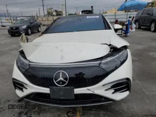 ✅ 2022 Mercedes-Benz EQS 580 • VIN: W1KCG4EB2NA022731 • Lot: 84601085. Listed on Copart with Not provided. Free auction sales archive from the USA and detailed vehicle history report at DreamBid. Image 5.
