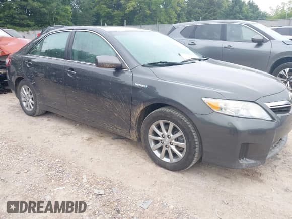 ✅ 2010 Toyota Camry • VIN: 4T1BB3EK7AU119121 • Lot: 43042539. Listed on IAAI with 182,255 mi. Free auction sales archive from the USA and detailed vehicle history report at DreamBid. Image 1.