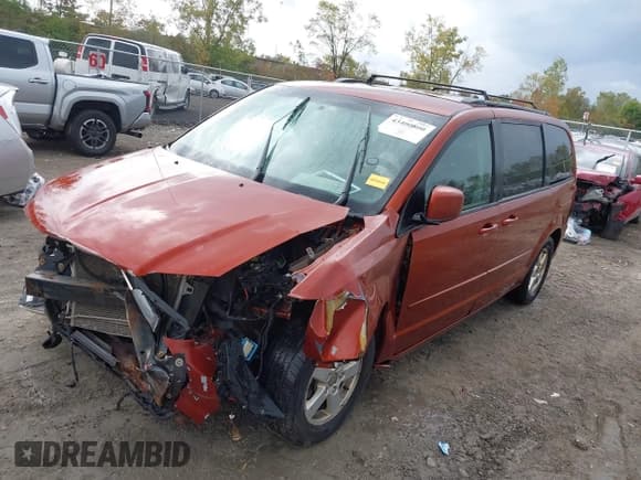 ✅ 2012 Dodge Grand Caravan SXT • VIN: 2C4RDGCG6CR231511 • Lot: 43400800. Wystawiony na IAAI z przebiegiem 230 302 mil. Bezpłatny archiwum sprzedaży aukcyjnych z USA i szczegółowy raport historii pojazdu na DreamBid. Zdjęcie 17.