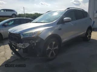 ✅ 2017 Ford Escape SE • VIN: 1FMCU0G98HUB74016 • Лот: 59752715. Опубликован ранее на Copart с пробегом 53 440 миль. Бесплатный доступ к архиву аукционных продаж из США и подробный отчёт об истории автомобиля на DreamBid. Изображение 1.