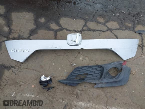 ✅ 2018 Honda Civic EX-L • VIN: JHMFC1F87JX020497 • Lot: 41718094. Listed on IAAI with 77,426 mi. Free auction sales archive from the USA and detailed vehicle history report at DreamBid. Image 12.