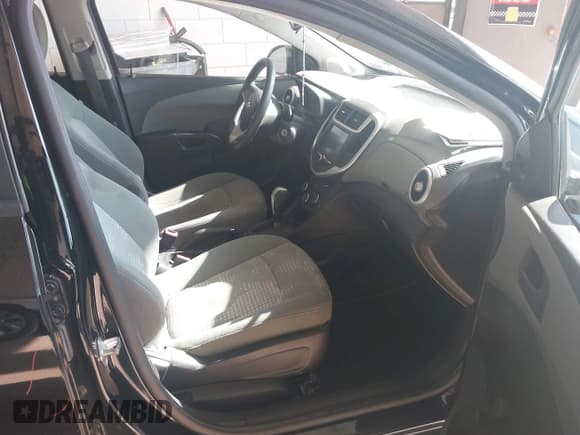 ✅ 2017 Chevrolet Sonic LS • VIN: 1G1JB5SG5H4124641 • Lot: 42551578. Listed on IAAI with 107,431 mi. Free auction sales archive from the USA and detailed vehicle history report at DreamBid. Image 5.