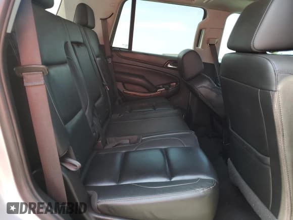 ✅ 2019 Chevrolet Tahoe LT • VIN: 1GNSKBKC1KR395673 • Lot: 56041725. Listed on Copart with 59,766 mi. Free auction sales archive from the USA and detailed vehicle history report at DreamBid. Image 11.