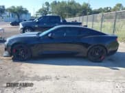 ✅ 2018 Chevrolet Camaro 1LT • VIN: 1G1FB1RX7J0122214 • Lot: 43246319. Wystawiony na IAAI z przebiegiem 85 789 mil. Bezpłatny archiwum sprzedaży aukcyjnych z USA i szczegółowy raport historii pojazdu na DreamBid. Zdjęcie 14.