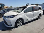 ✅ 2021 Toyota Sienna XSE • VIN: 5TDDRKEC7MS055909 • Lot: 69818035. Wystawiony na Copart z przebiegiem Nie podano. Bezpłatny archiwum sprzedaży aukcyjnych z USA i szczegółowy raport historii pojazdu na DreamBid. Zdjęcie 1.