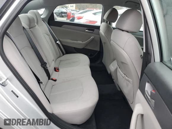 ✅ 2018 Hyundai Sonata SE • VIN: 5NPE24AF3JH668812 • Лот: 68948682. Опубликован ранее на Copart с пробегом 60 128 миль. Бесплатный доступ к архиву аукционных продаж из США и подробный отчёт об истории автомобиля на DreamBid. Изображение 10.