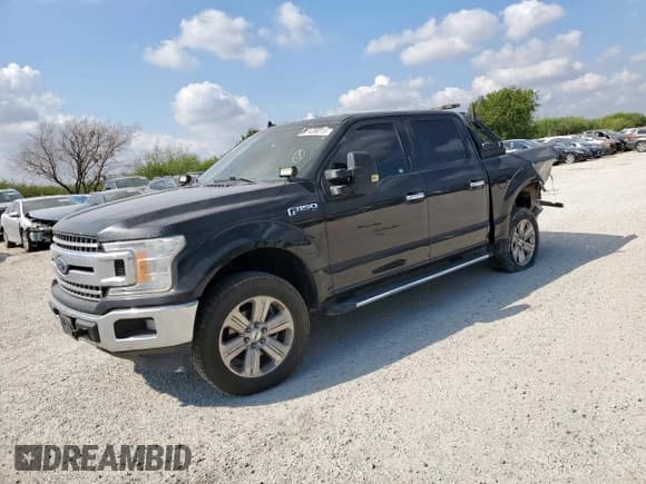 ✅ 2019 Ford F-150 XL • VIN: 1FTEW1C46KKC59219 • Lot: 67438015. Listed on Copart with 329,738 mi. Free auction sales archive from the USA and detailed vehicle history report at DreamBid. Image 1.