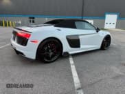 ✅ 2018 Audi R8 • VIN: WUAVACFX3J7902212 • Lot: 80694295. Listed on Copart with 31,340 mi. Free auction sales archive from the USA and detailed vehicle history report at DreamBid. Image 4.