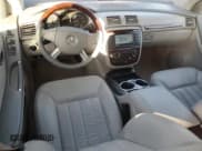 ✅ 2006 Mercedes-Benz R 3.5L • VIN: 4JGCB65E76A022493 • Лот: 48547035. Опубликован ранее на Copart с пробегом 167 449 миль. Бесплатный доступ к архиву аукционных продаж из США и подробный отчёт об истории автомобиля на DreamBid. Изображение 8.