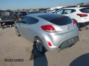 ✅ 2017 Hyundai Veloster Value Edition • VIN: KMHTC6AD7HU305732 • Lot: 43358586. Wystawiony na IAAI z przebiegiem 158 569 mil. Bezpłatny archiwum sprzedaży aukcyjnych z USA i szczegółowy raport historii pojazdu na DreamBid. Zdjęcie 3.
