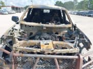 ✅ 2020 Chevrolet Silverado 1500 RST • VIN: 3GCUYEED3LG399196 • Lot: 42975476. Wystawiony na IAAI z przebiegiem Nie podano. Bezpłatny archiwum sprzedaży aukcyjnych z USA i szczegółowy raport historii pojazdu na DreamBid. Zdjęcie 10.