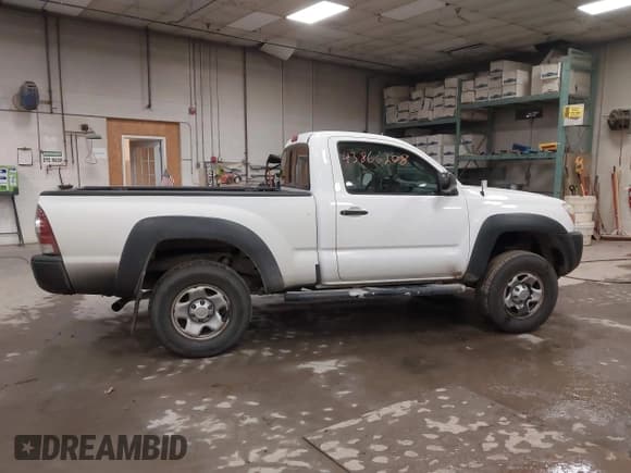 ✅ 2011 Toyota Tacoma • VIN: 5TFPX4EN3BX006133 • Lot: 43866208. Listed on IAAI with 371,193 mi. Free auction sales archive from the USA and detailed vehicle history report at DreamBid. Image 13.