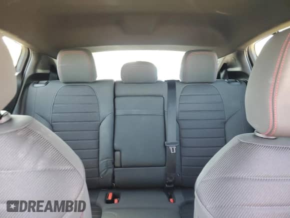 2024 Dodge Hornet R/T z VIN ZACPDFCW5R3A29675, wystawiony jako Copart lot #57140675 z przebiegiem 32 816 mil mil oraz Czysty tytuł • Clean title. Historia ofert i sprzedaży dostępna na DreamBid. Obrazek 10.