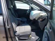 ✅ 2018 Hyundai Santa Fe 2.4L • VIN: 5NMZTDLB4JH107766 • Лот: 43043034. Опубликован ранее на IAAI с пробегом 93 208 миль. Бесплатный доступ к архиву аукционных продаж из США и подробный отчёт об истории автомобиля на DreamBid. Изображение 5.