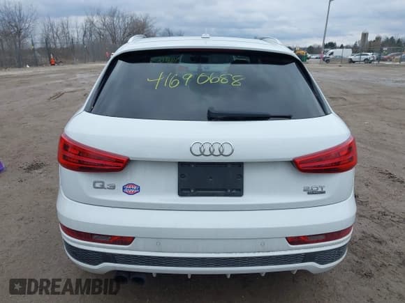 ✅ 2017 Audi Q3 Prestige • VIN: WA1GCCFS7HR011966 • Lot: 41690688. Listed on IAAI with 130,987 mi. Free auction sales archive from the USA and detailed vehicle history report at DreamBid. Image 16.