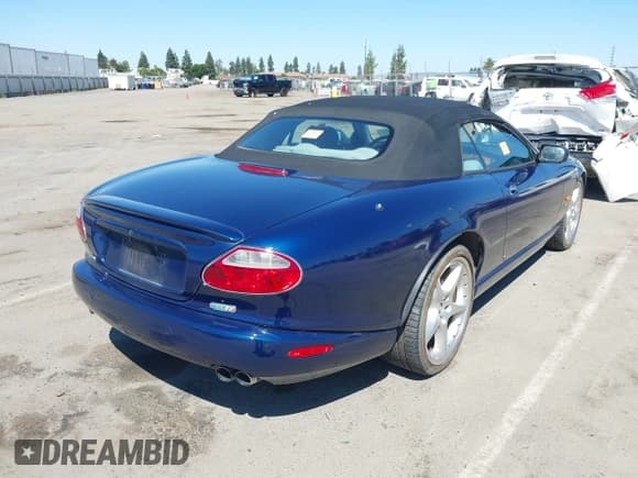 ✅ 2005 Jaguar XK • VIN: SAJDA42B253A42426 • Лот: 42676991. Опубликован ранее на IAAI с пробегом 114 858 миль. Бесплатный доступ к архиву аукционных продаж из США и подробный отчёт об истории автомобиля на DreamBid. Изображение 4.