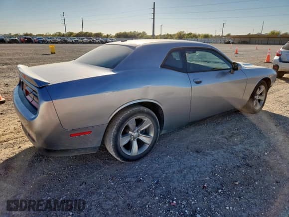 ✅ 2015 Dodge Challenger SXT • VIN: 2C3CDZAG8FH851196 • Lot: 91738065. Wystawiony na Copart z przebiegiem 99 457 mil. Bezpłatny archiwum sprzedaży aukcyjnych z USA i szczegółowy raport historii pojazdu na DreamBid. Zdjęcie 3.