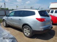 ✅ 2011 Chevrolet Traverse 1LT • VIN: 1GNKVGED9BJ361701 • Lot: 42994765. Wystawiony na IAAI z przebiegiem 85 881 mil. Bezpłatny archiwum sprzedaży aukcyjnych z USA i szczegółowy raport historii pojazdu na DreamBid. Zdjęcie 14.