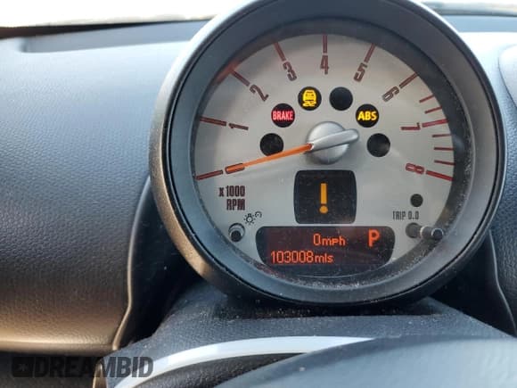 ✅ 2012 MINI Countryman • VIN: WMWZB3C53CWM04015 • Lot: 86524475. Listed on Copart with 103,008 mi. Free auction sales archive from the USA and detailed vehicle history report at DreamBid. Image 9.