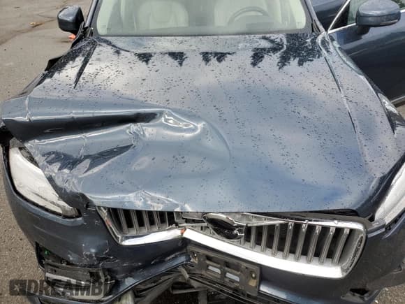 ✅ 2021 Volvo XC90 Inscription Expression • VIN: YV4BR00L3M1731060 • Lot: 90324815. Listed on Copart with Not provided. Free auction sales archive from the USA and detailed vehicle history report at DreamBid. Image 12.