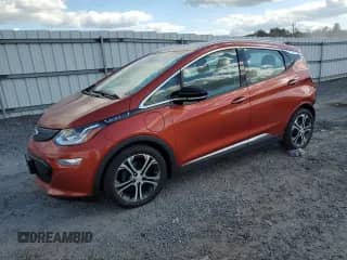 2020 Chevrolet Bolt EV Premier z VIN 1G1FZ6S02L4112482, wystawiony jako Copart lot #85077235 z przebiegiem 99 148 mil mil oraz Szkoda całkowita • Salvage title. Historia ofert i sprzedaży dostępna na DreamBid. Obrazek 1.